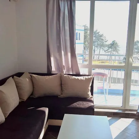 Private With Sea View In Blue Bay Pallace Апартамент