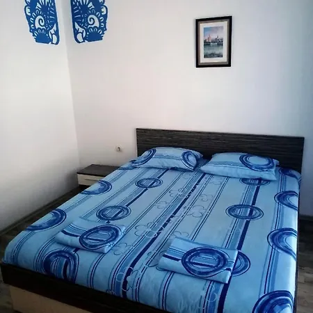 Apartment Private With Sea View In Blue Bay Pallace